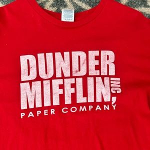 XL The Office Show Red  and White Dundee Mifflin T-Shirt